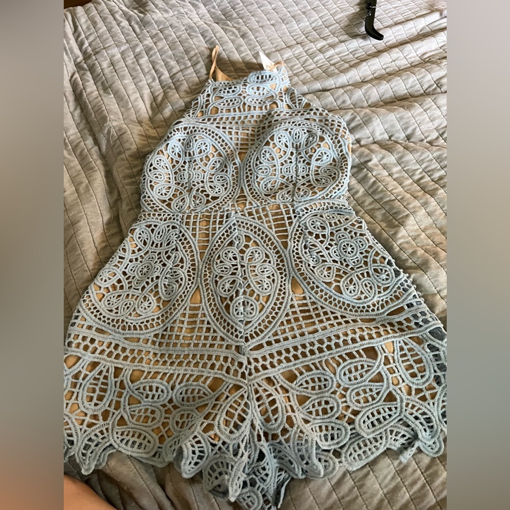 Lace baby blue romper
